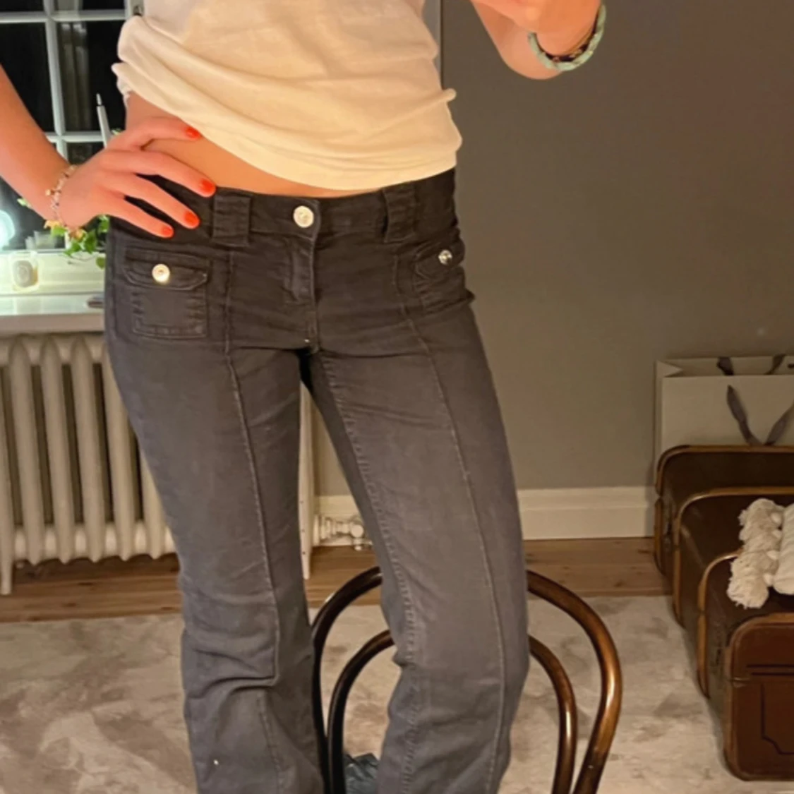 Svarta lågmidjade bootcut jeans - 1