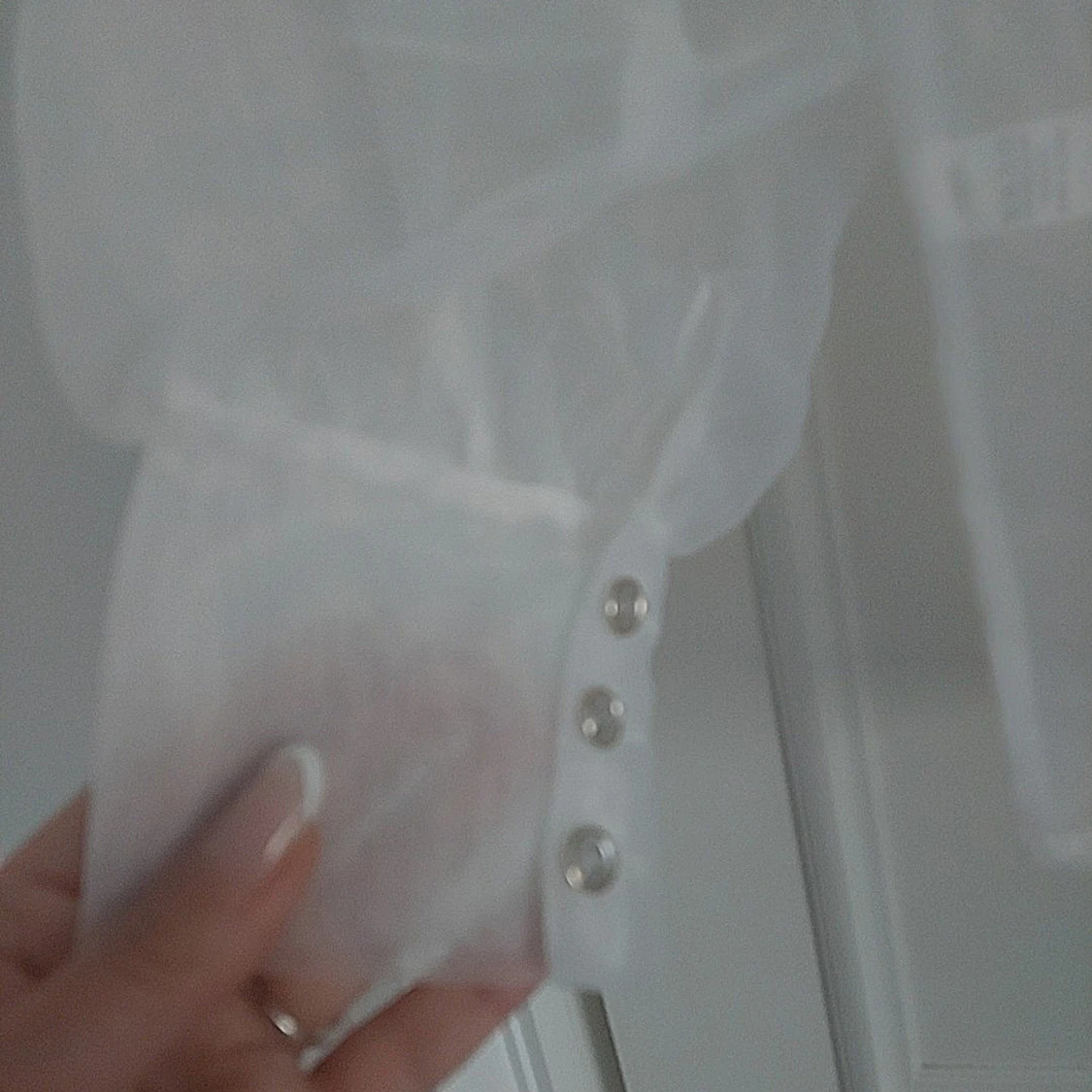 Vit transparent blus med rosett - 3