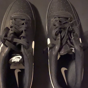 Nike skor - Helt nya