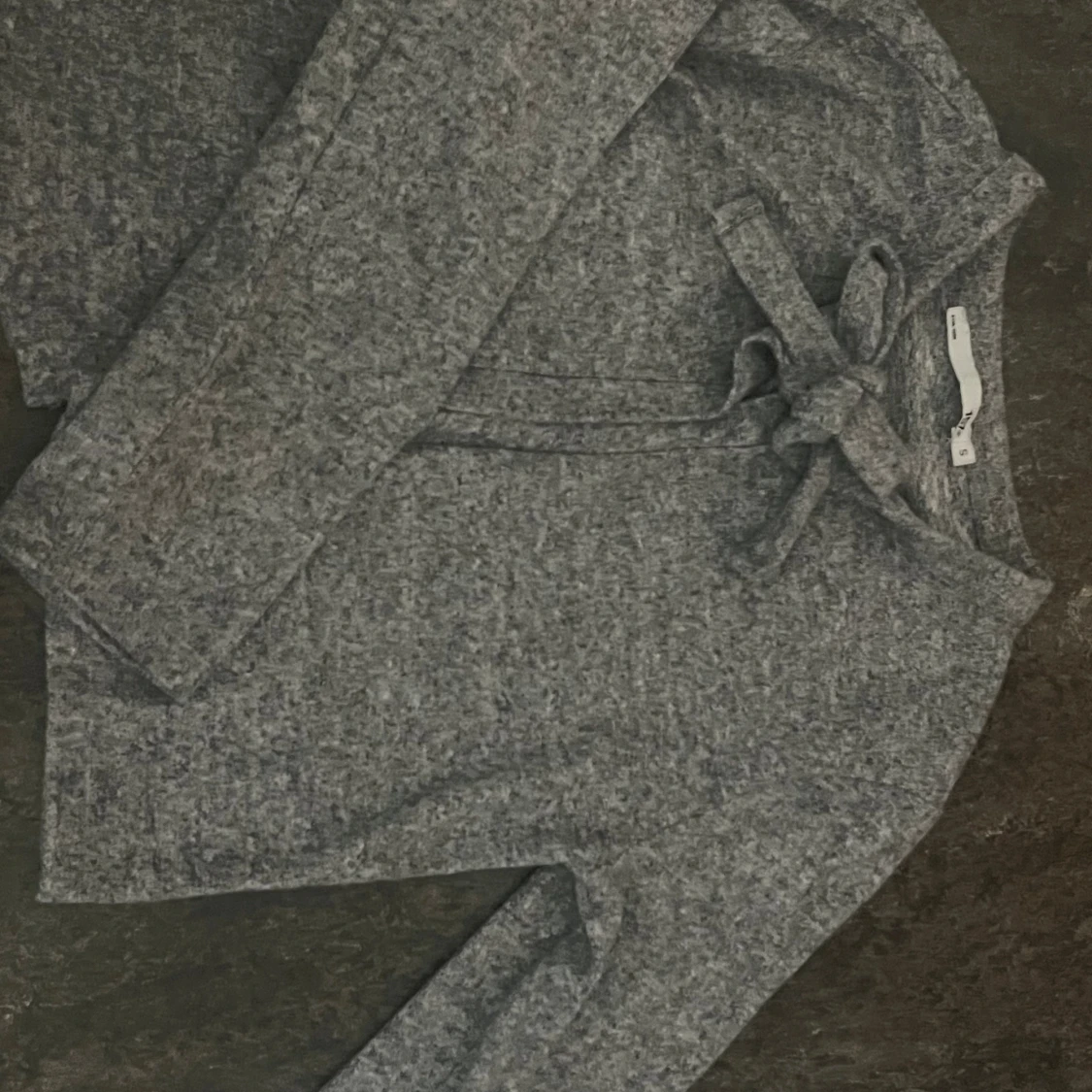 Grå omlottkofta med knyt från H&M - 1