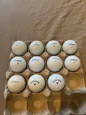golf bollar -  titleist (9st) callaway(2st)