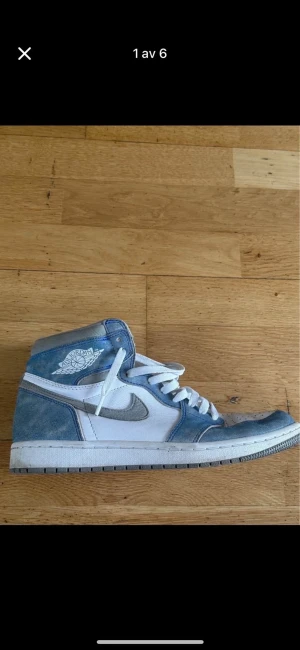 Nike Air Jordan  - Nike Air Jordan köpt för 3000 kr st42 använda i bra skick .