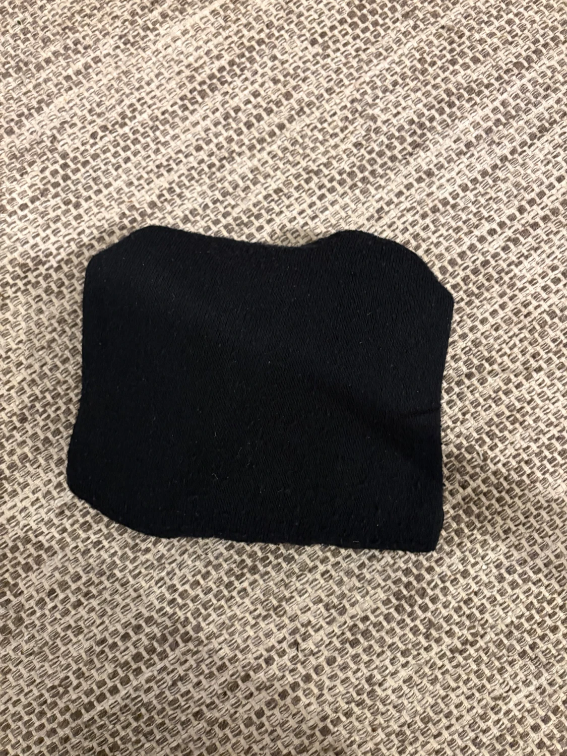 Svart stickad hoodie med huva - 2