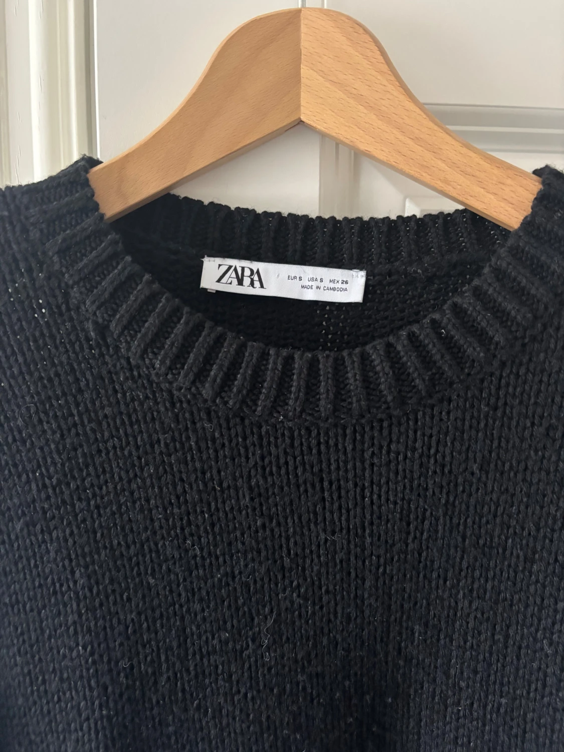 Svart stickad tröja från Zara - 3