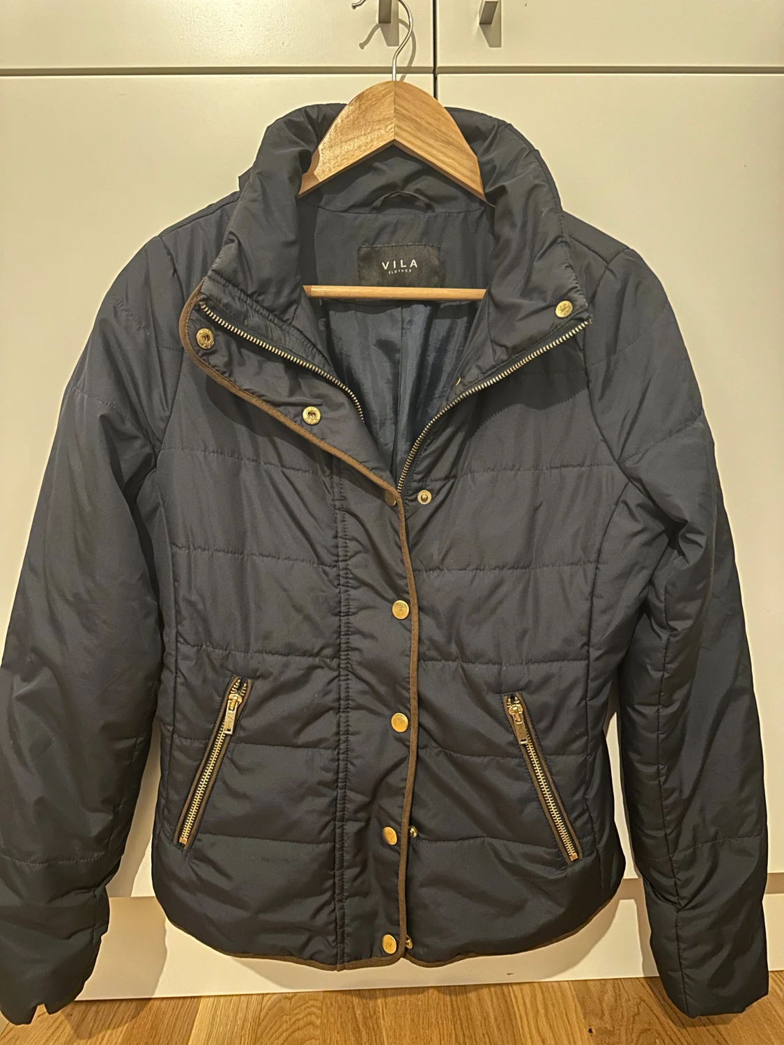 Snygg jacka från Vila blå - storlek S - 1