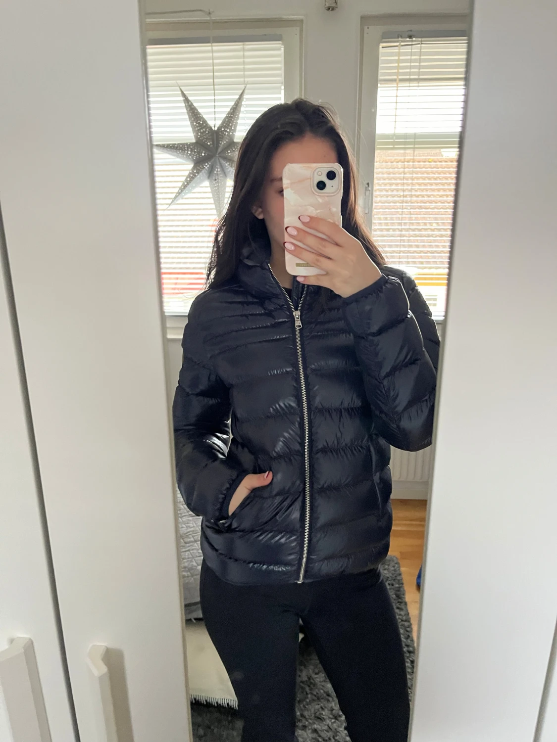 Mörkblå Colmar dunjacka strl 40 - 1