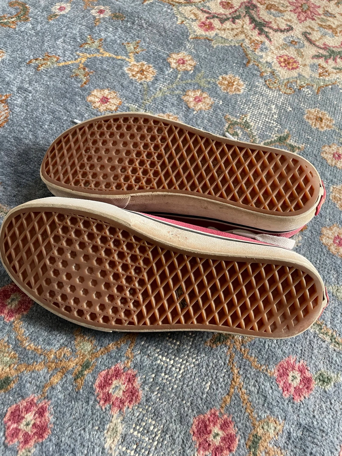 Vinröda Vans sneakers i mocka - 3