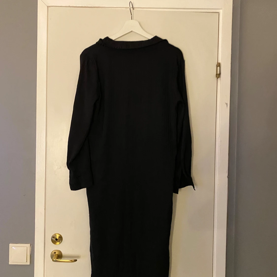 Svart långklänning från Mango - 1