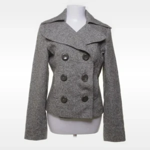 Y2k jacka/kavaj  - Grå/brun jacka från Vero Moda, storlek M 