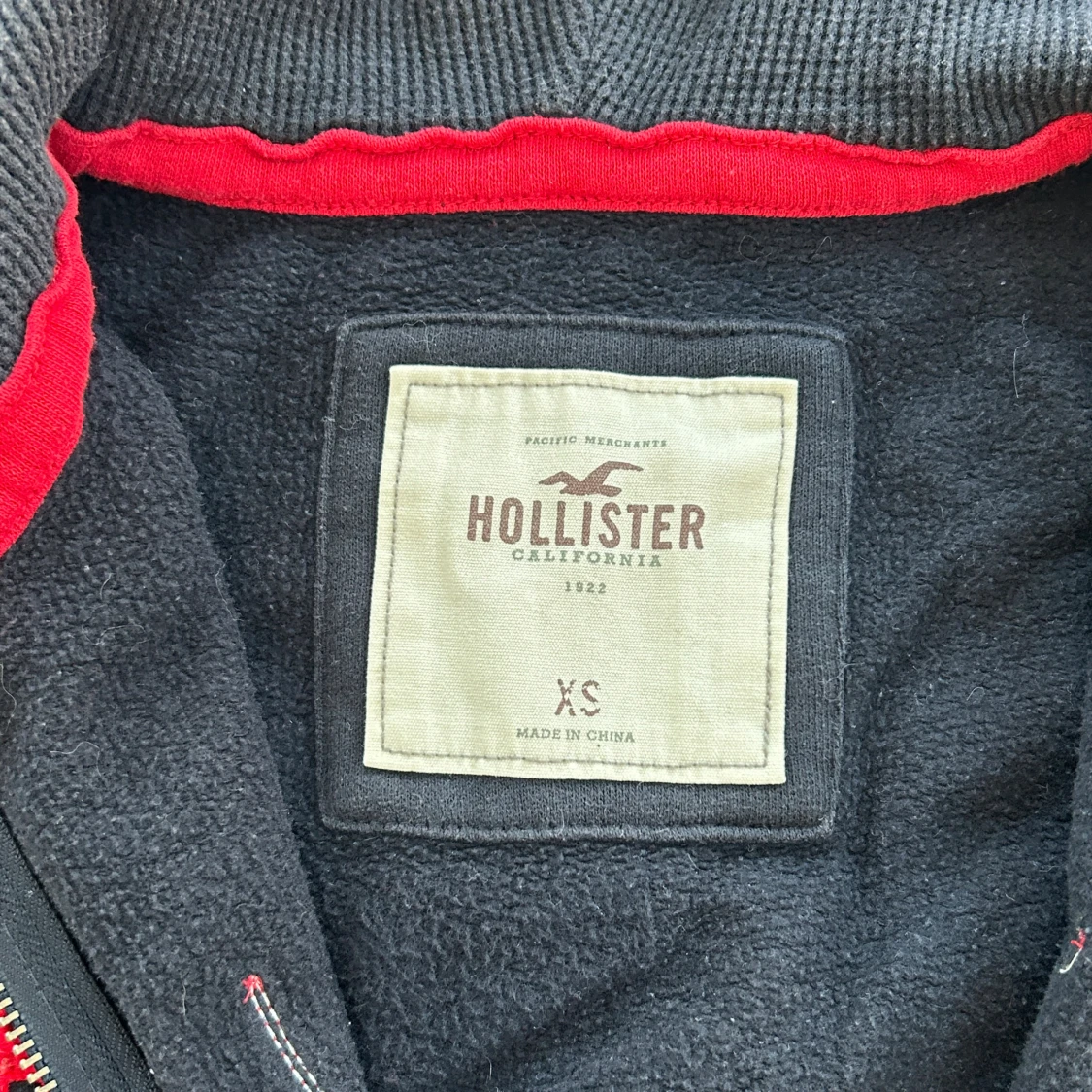 Hollister zip - 2
