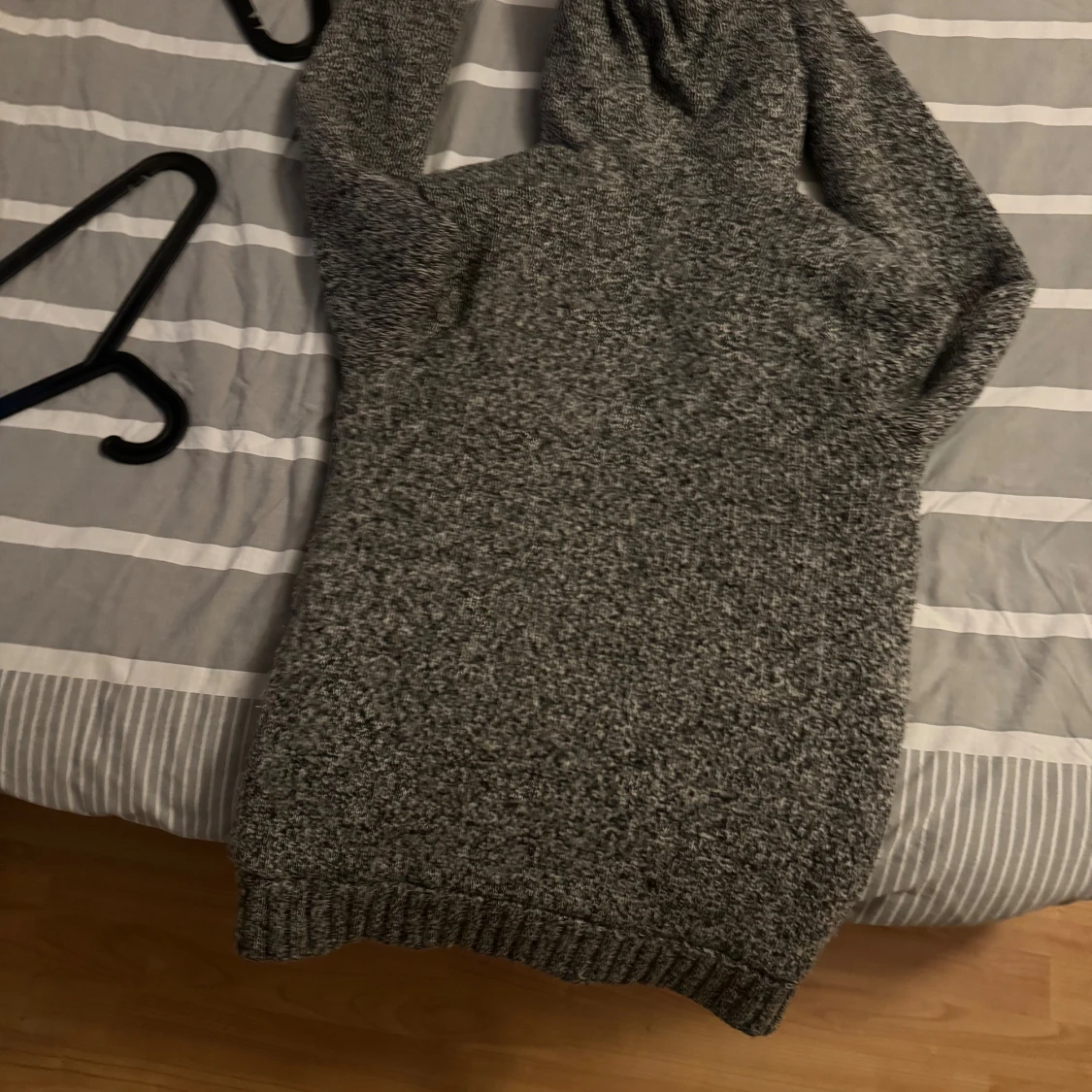 Grå stickad jacka från Clockhouse S - 2