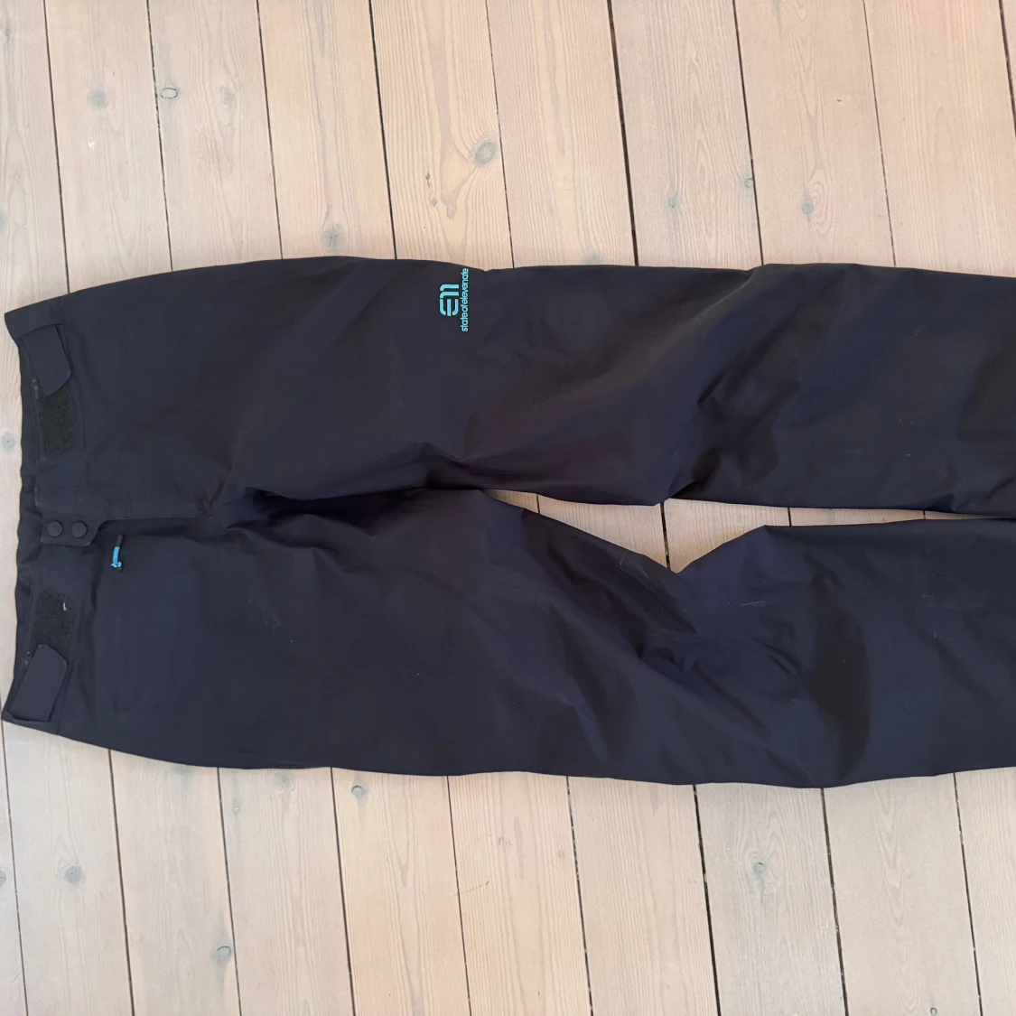 Svarta Gore-Tex byxor State of Elevenate XS