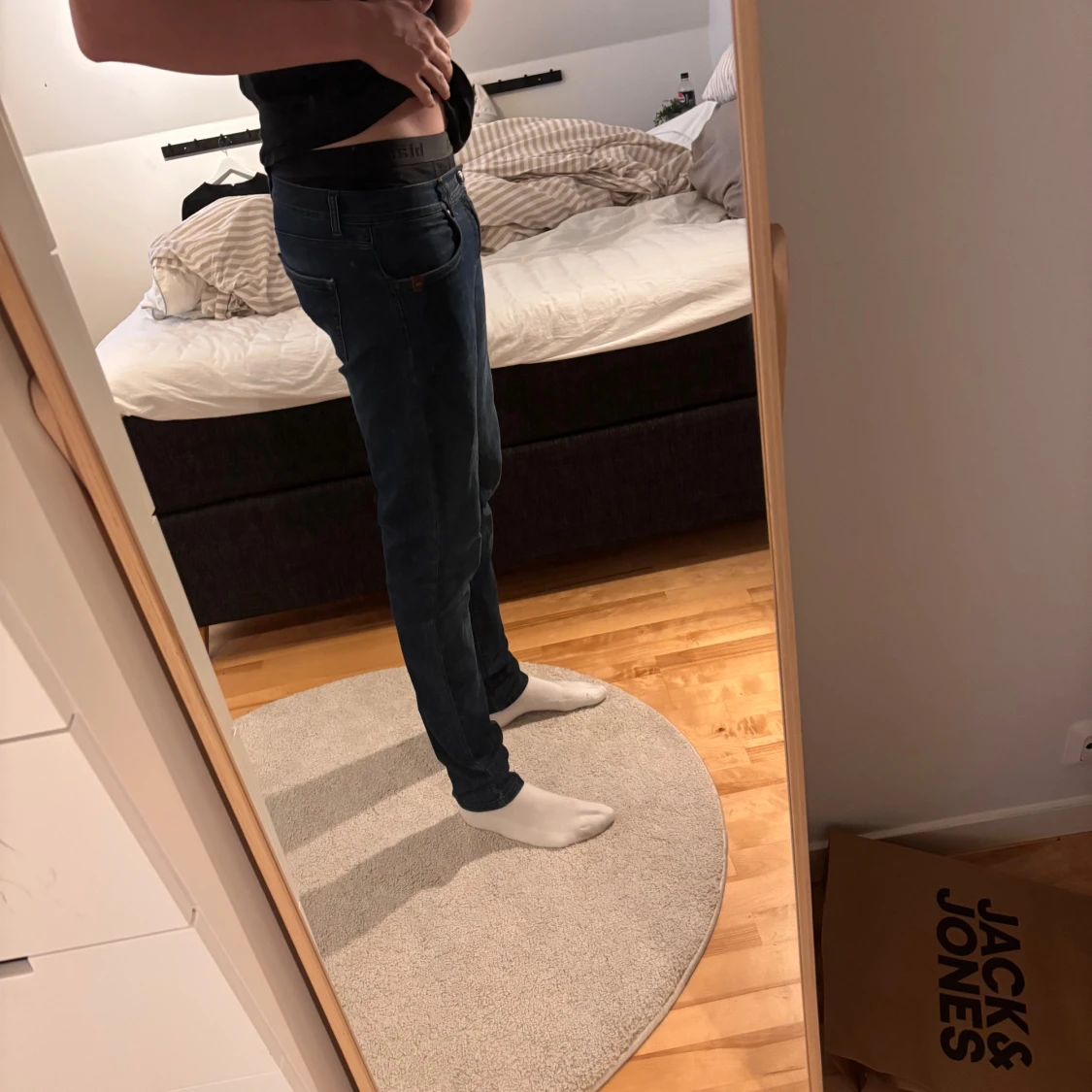 Mörkblå jeans från Sand - 1