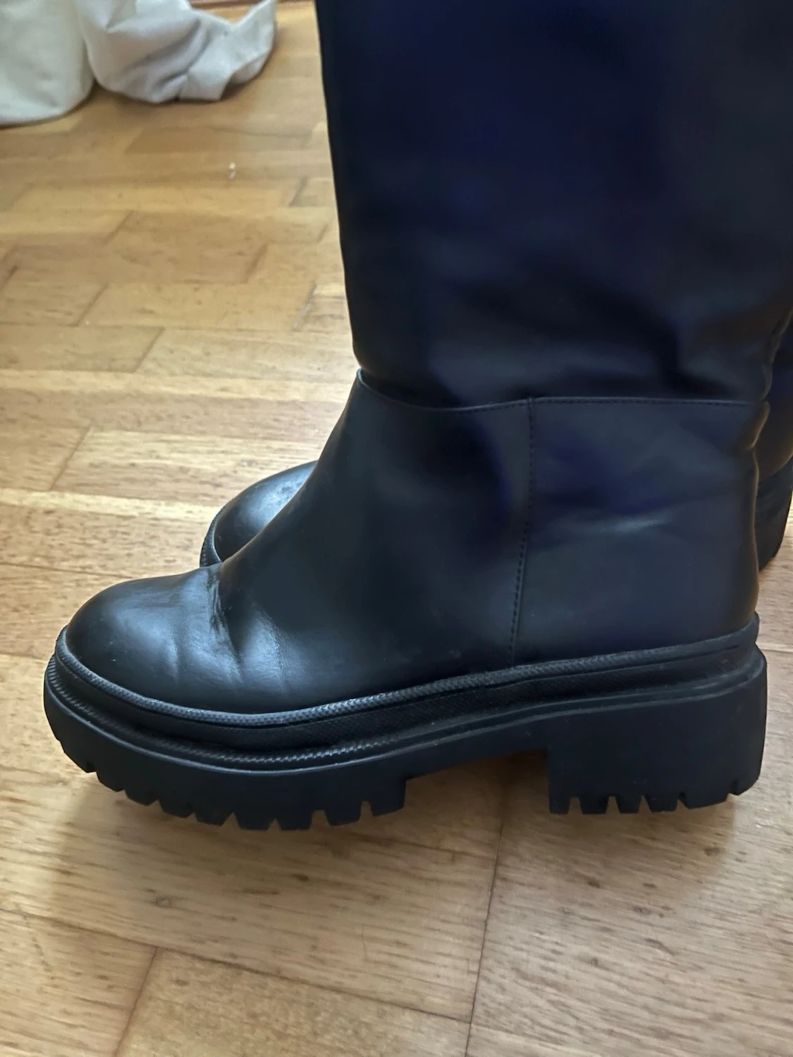 Svarta höga boots med grov sula - 4