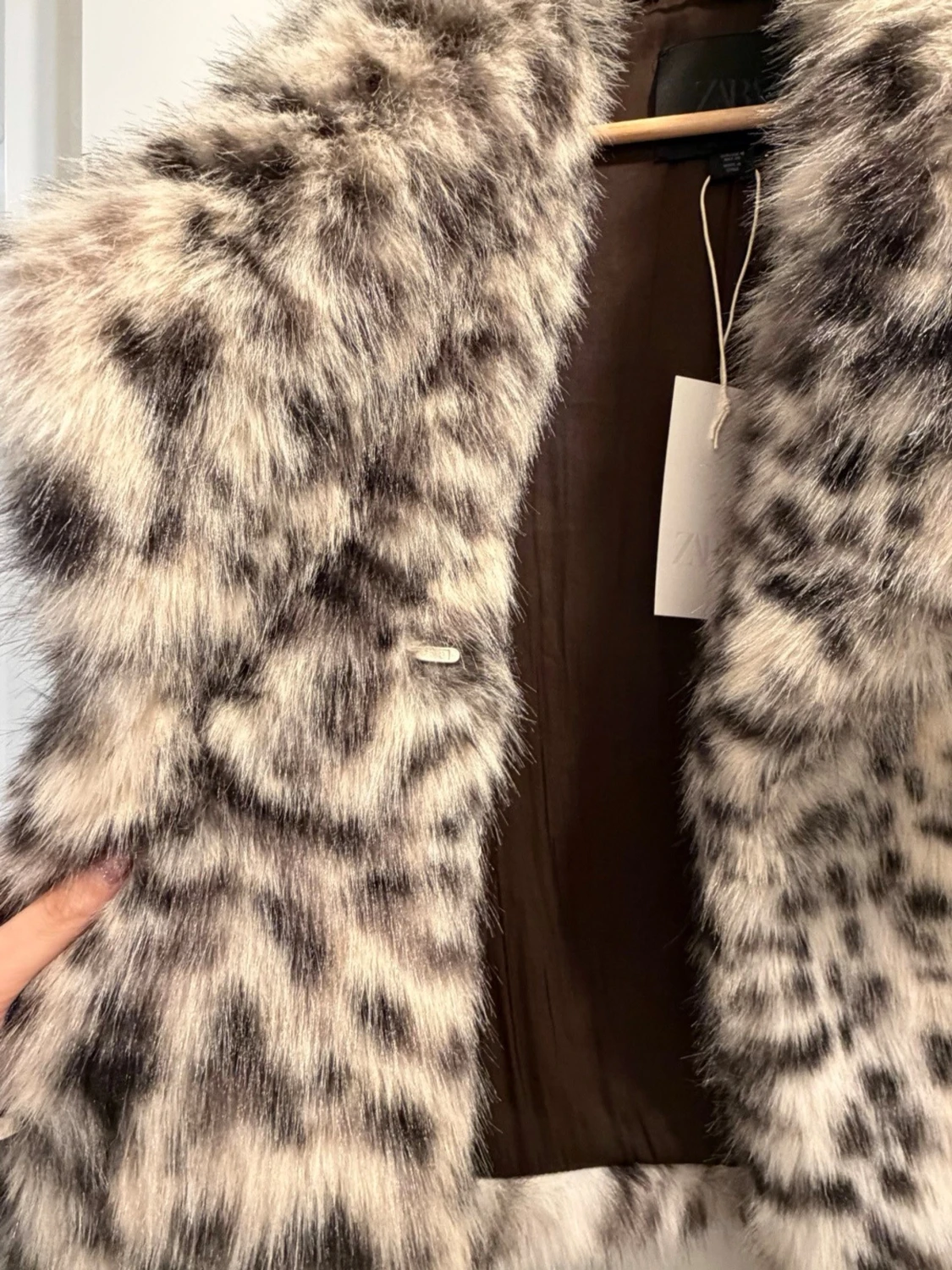 Leopardmönstrad pälsjacka från Zara - 1