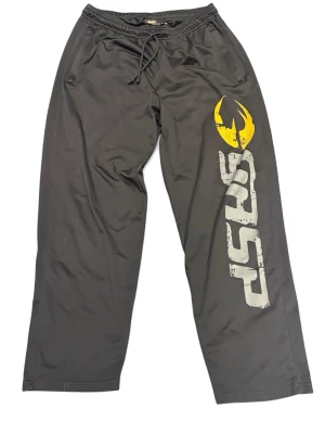 Gasp Byxor - Svarta gasp byxor i storlek L. Bra skick 