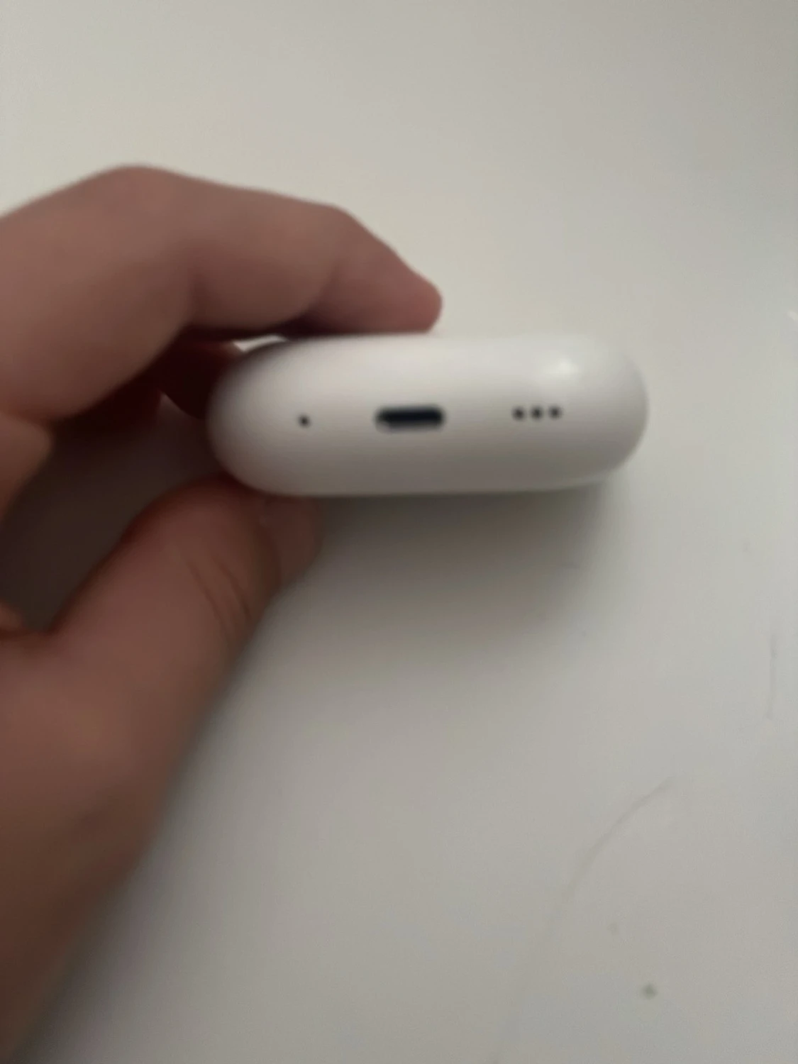 Vita Apple AirPods Pro Gen 2 utan laddare  - 4