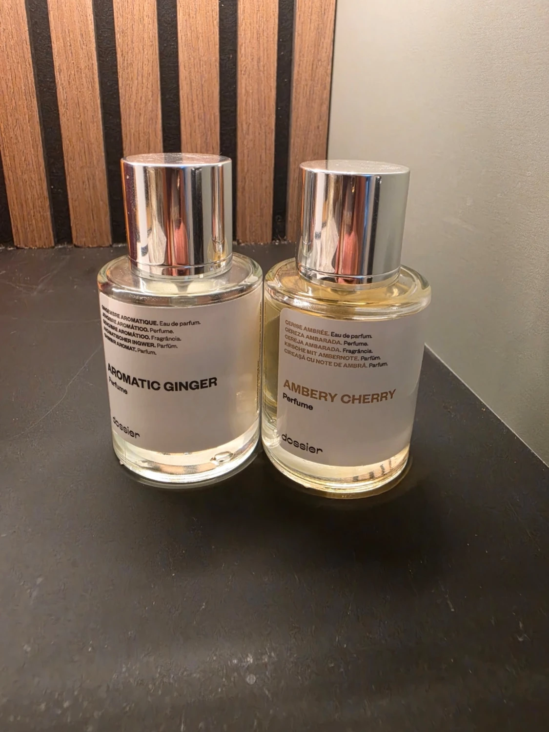 Dossier Aromatic Ginger & Ambery Cherry