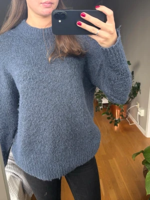 stickad tröja  - Stickad tröja från Lager 157, köpt för några år sedan men i mycket bra skick!☺️