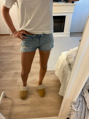 Jeansshorts  - Supersnygga jeansshorts. Kolla gärna in mina andra annonser! 💌