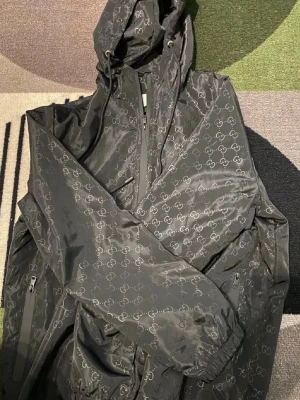 Windbreaker - Trendig vindjacka