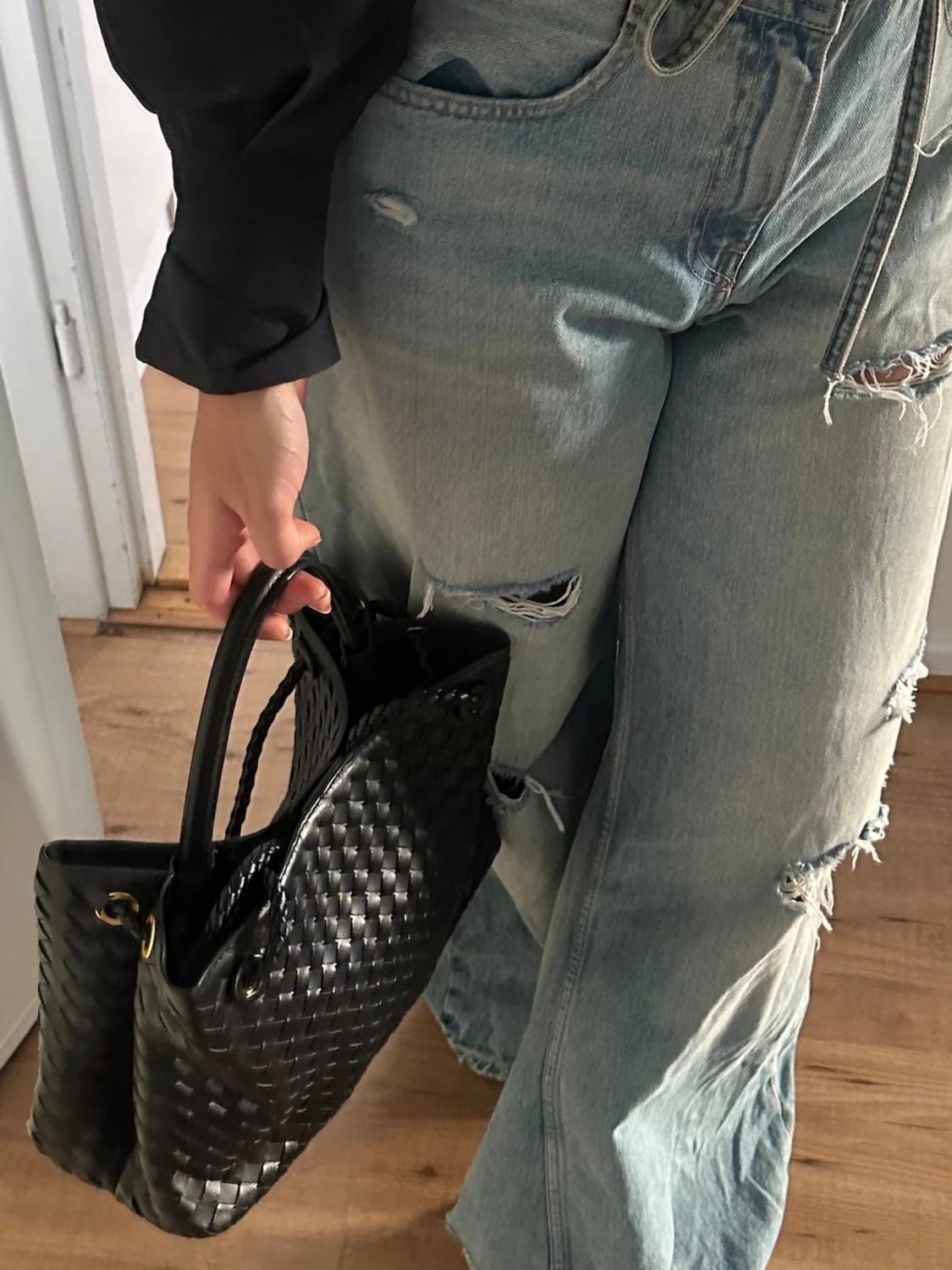Svart flätad väska  - 3