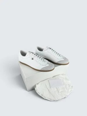 Maison Margiela Sneakers - Skick: 10/10, helt nya. | Ingår: Allt OG. | Nypris: +- 8000 SEK. | Givetvis äkta! Skriv om ni har frågor.