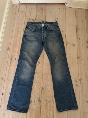 Hope rush  - Säljer nu mina hope rush jeans då de inte längre används, jeansen är i storlek 27 och har utmärkt skick, vid frågor är det bara att höra av sig om man vill ha mått eller liknande, möts upp i stockholm. 