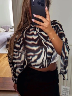 Bolero - Bolero från ASOS, oanvänd storlek M 