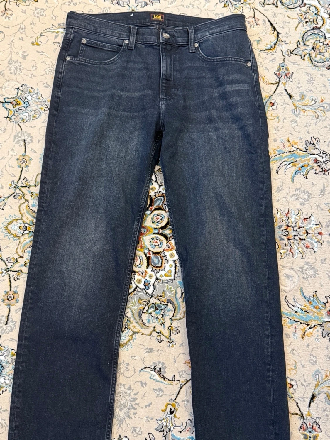 Mörkblå lee jeans