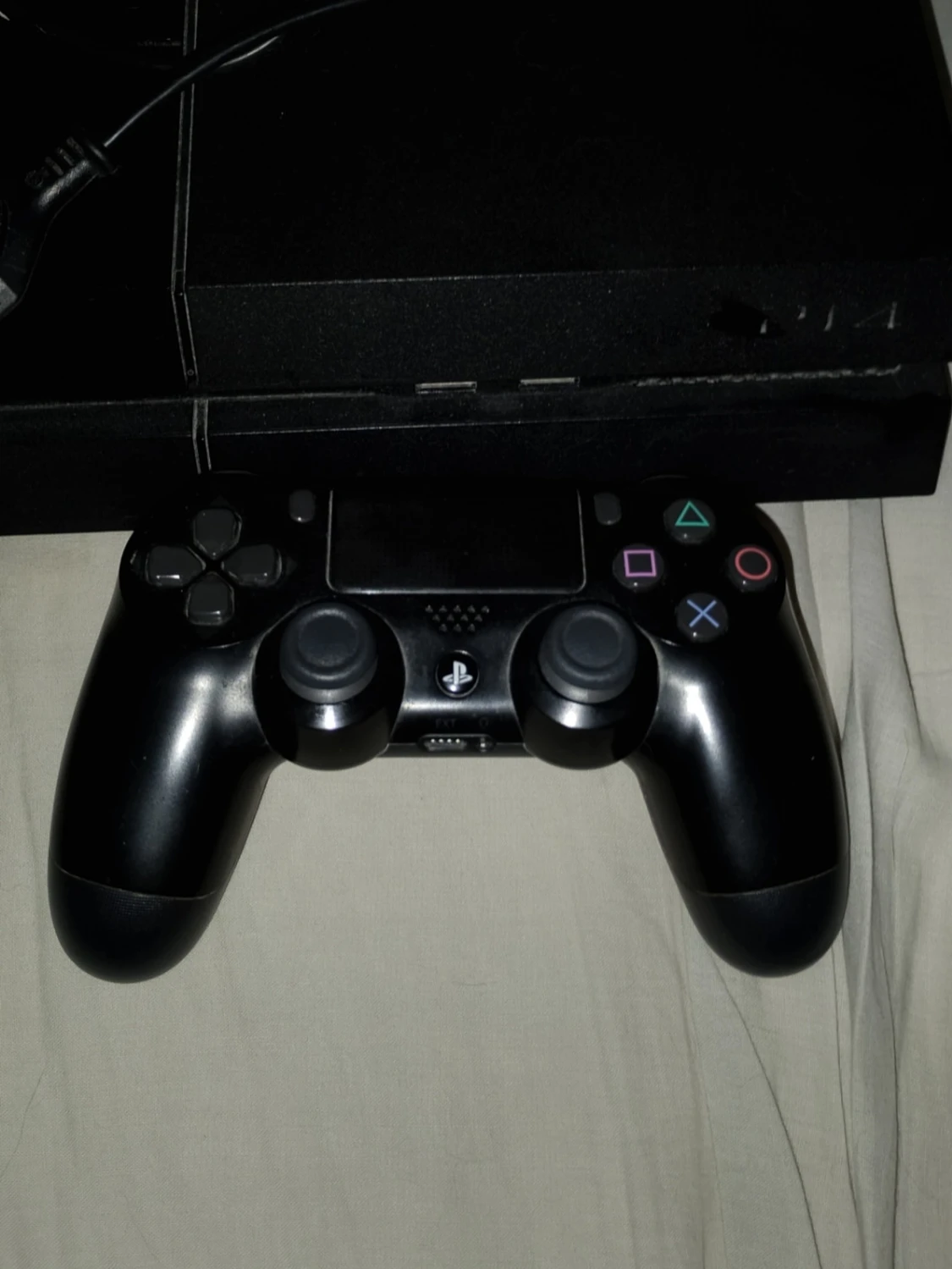 PS4 500GB med tillbehör och spel - 2
