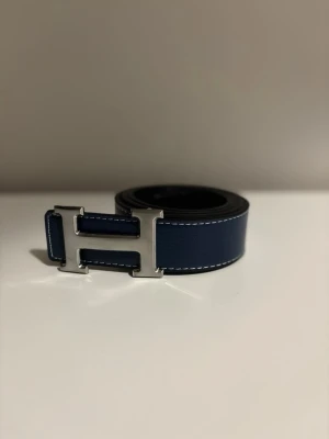 Herme’s bälte  - helt ny, trygg & säker frakt. spårbar. VÄLJ INSTABOX! 