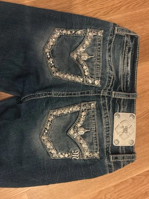 Miss me jeans - Miss me jeans storlek 24 (passar mig exakt och är 167) 