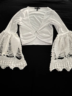 Festival western cowboy cowgirl white crop top bell sleeves - Only used once perfect condition! Stretchy