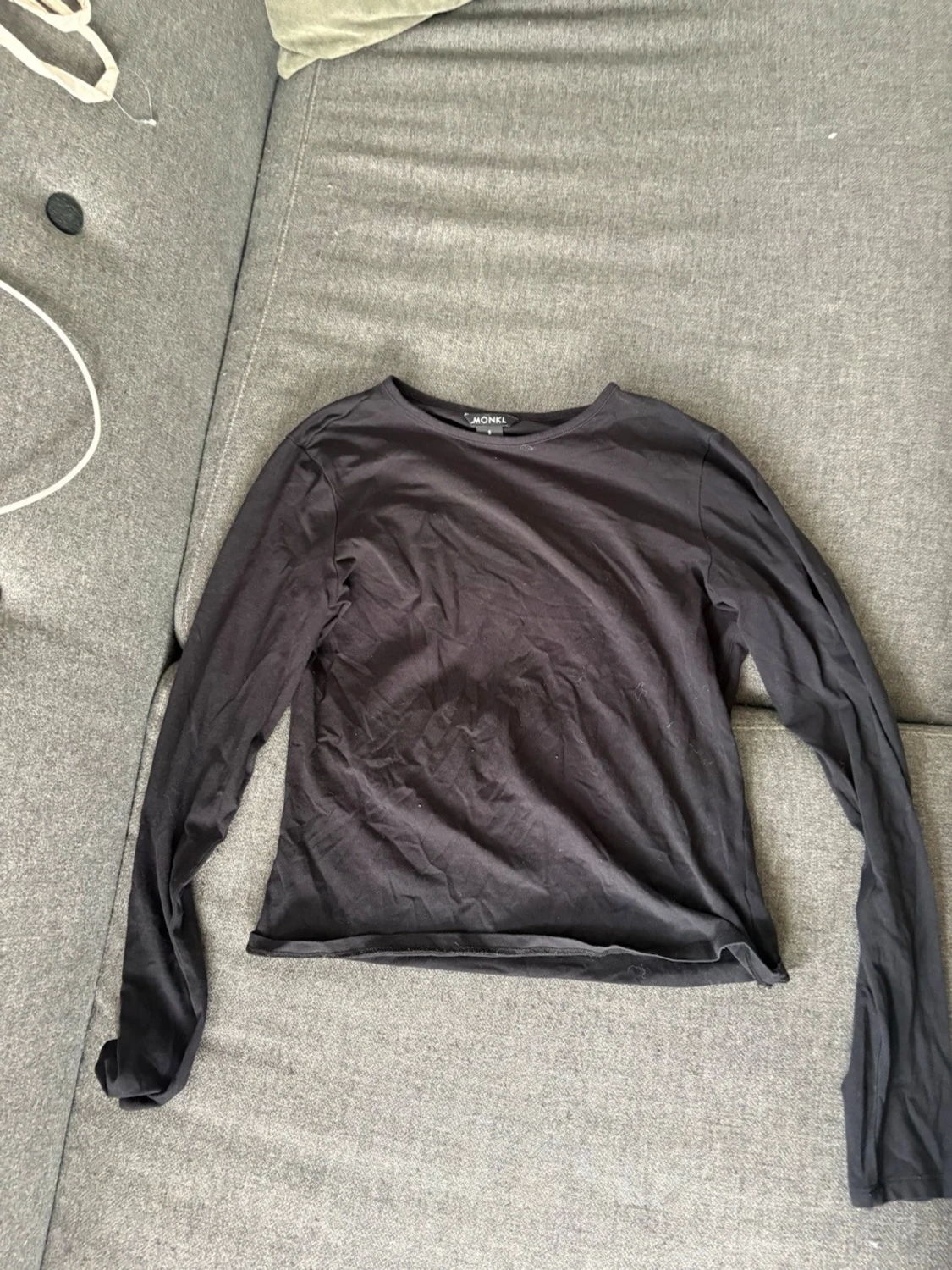 Svart långärmad topp från Monki