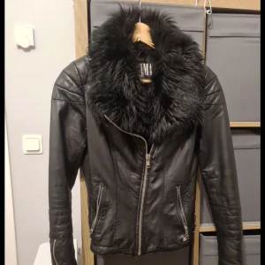 Skinnjacka - Jofama by kenza ,superfint skick! Äkta läder