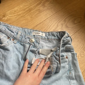 Ripped jeans Pull and best 32 - Fint skick, kan vara avklippta