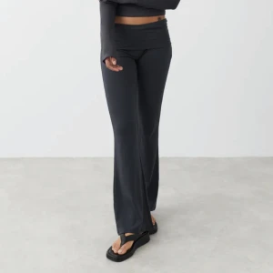 Lågmidjade mjukisbyxor - Helt oanvända och kommer aldrig använda, därför säljer jag🙃