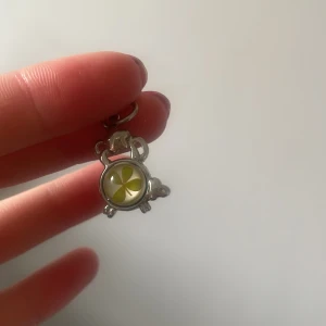 Lucky charm - Firm skick, med tjuren