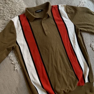 Långärmad pikétröja J.Lindeberg - Oanvänd pikétröja från J.Lindeberg. Nypris 1400.