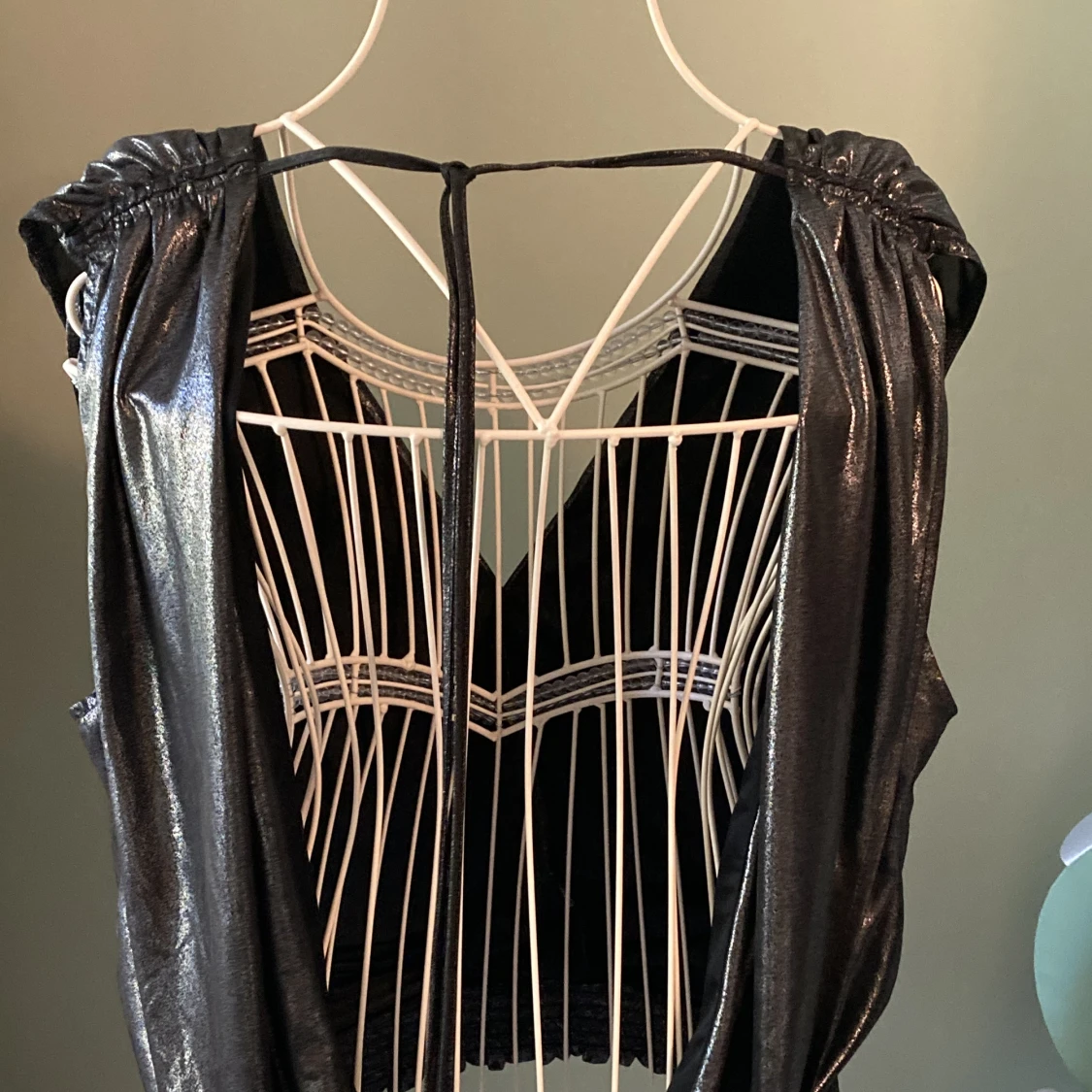 Svartmetallic festtopp - 90