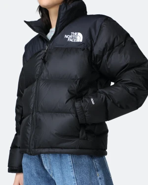 The north face (retro nuptse) - Säljer min fina north face jacka som inte alls är mycket använd och i mycket bra skick, säljes då jag inte får användning av den, skriv om ni vill ha egna bilder:)