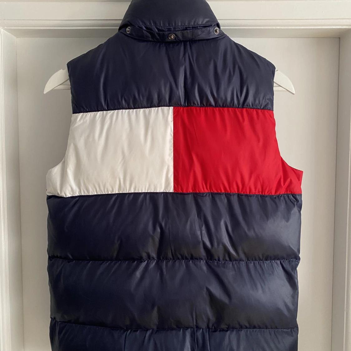 Tommy Hilfiger väst - 90