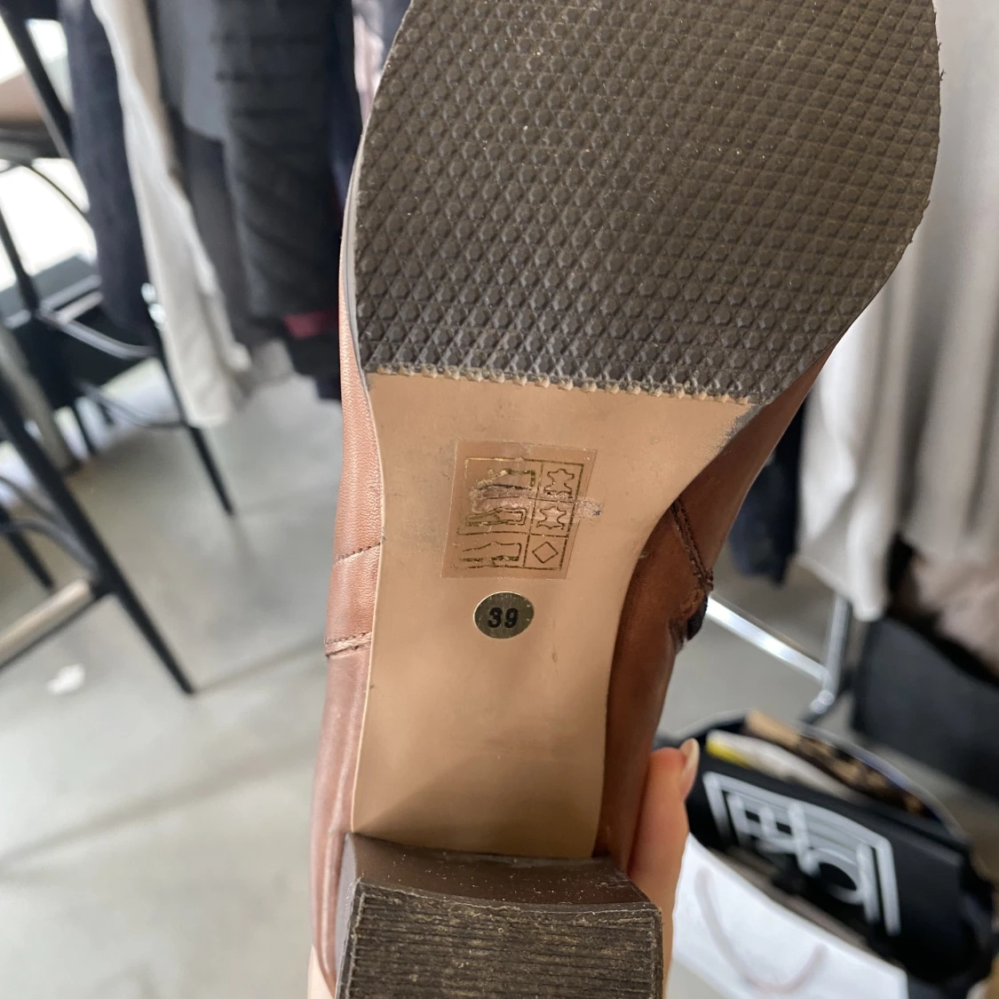 Bruna stövlar  - 91