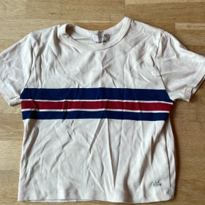 P&B tröja - Aldrig andvänd, ganska kort, väldigt sper duper bra skick