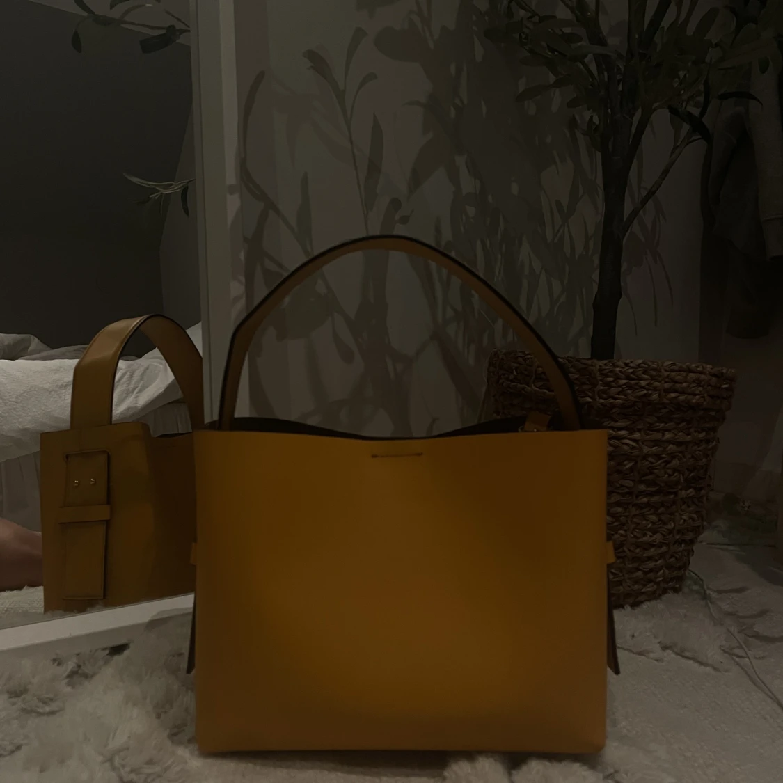 Second Female väska