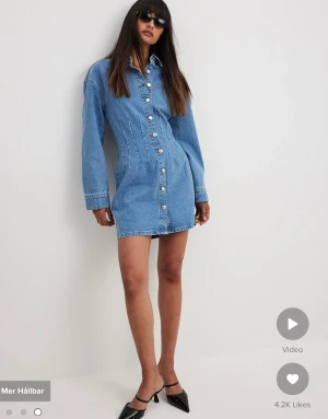 Jeans klänning - Jeans klänning från NAKD