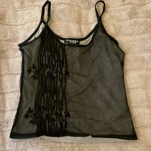 Topp - Vintage topp, fint skick, storlek M men passar också S💗