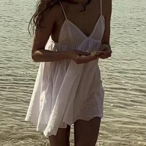 sommarklänning  - nyköpt, använd en gång! köpte för 279 kr, säljer nu för 150 kr.