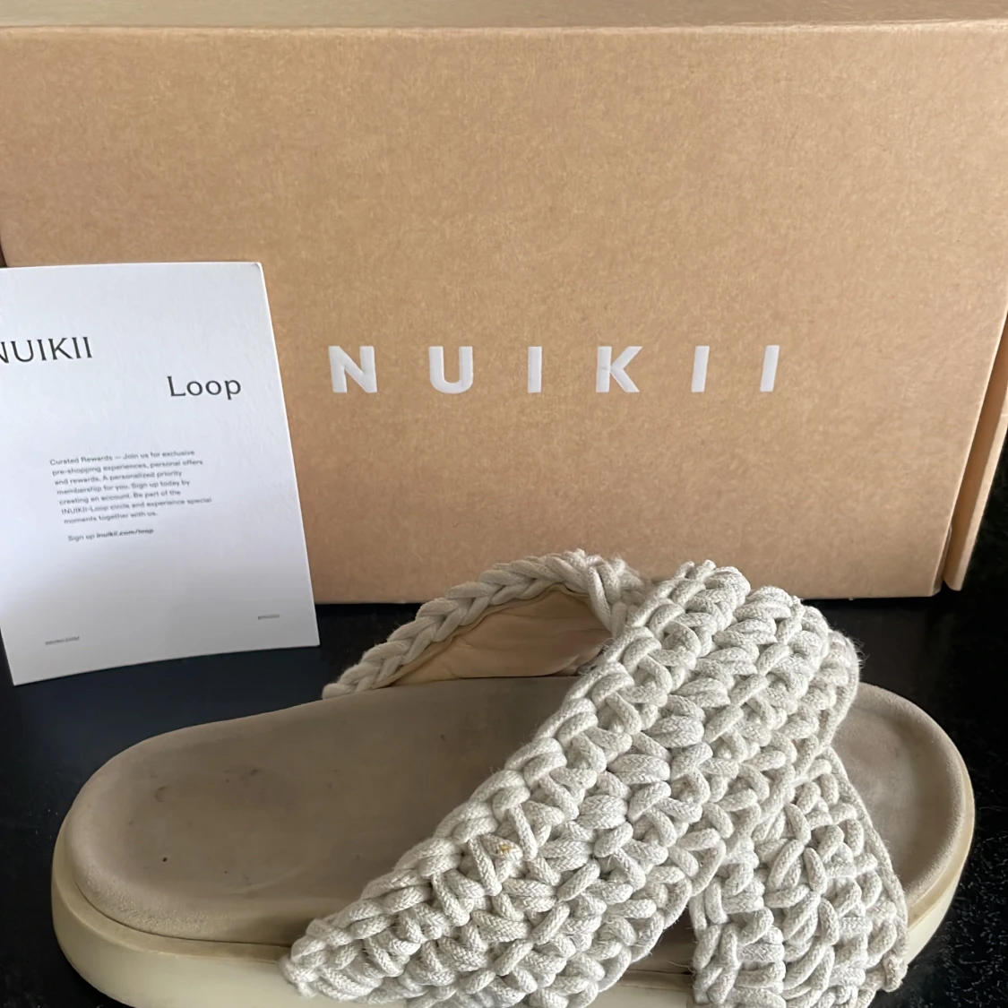 Inuikii tofflor - 91